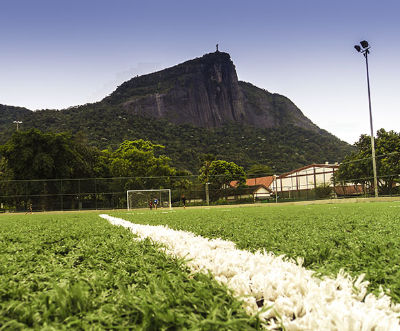 Gramas Sintéticas e Quadras Esportivas no RJ